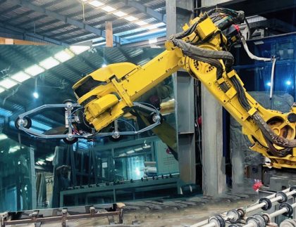 cánh tay robot công nghiệp nâng hạ kính
